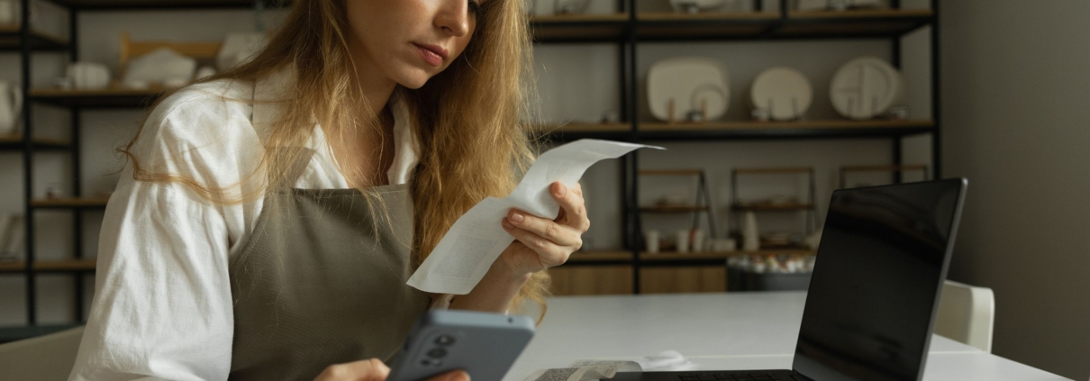 small business woman doing bookkeeping